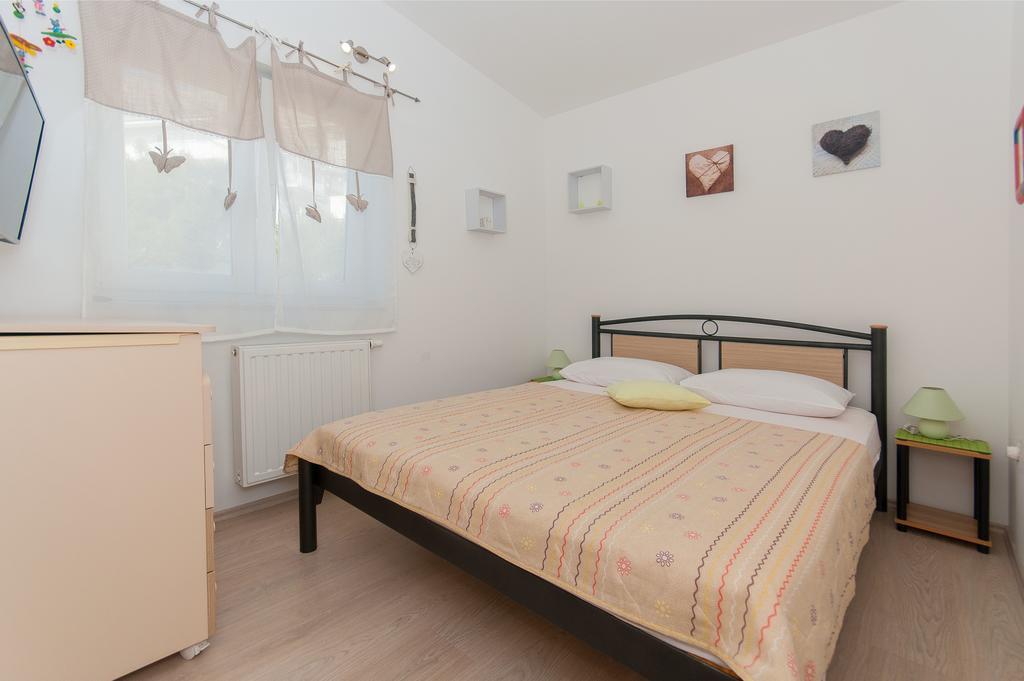 Apartment Lelas Omiš Εξωτερικό φωτογραφία